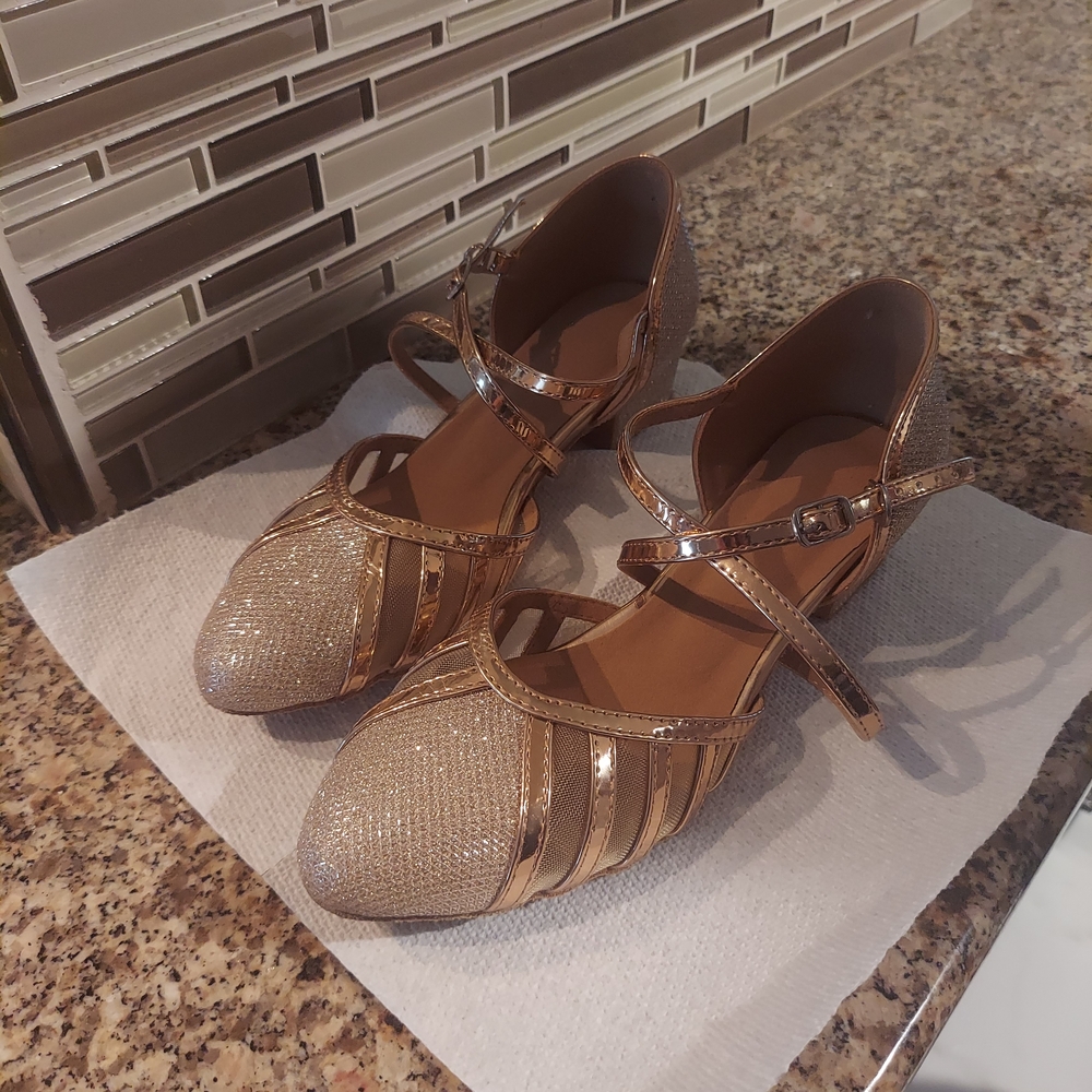 Elegant Gold Women's Strappy Heels